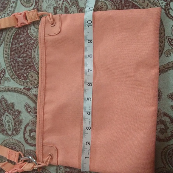 Herschel Alder Crossbody - Picture 10 of 16